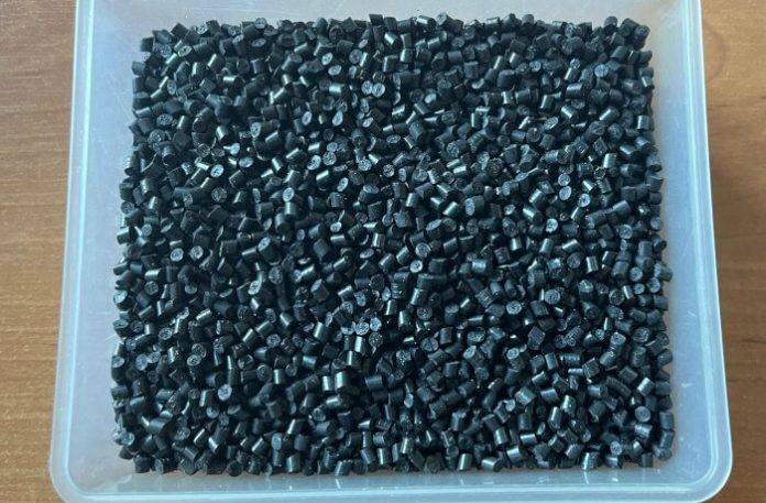 Polistyren średni udar